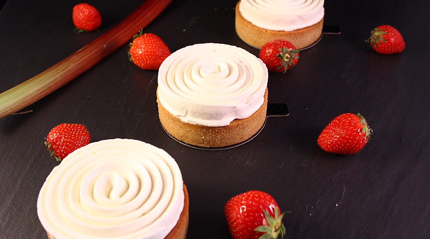 Tarte-fraises-rhubarbe-yuzu06